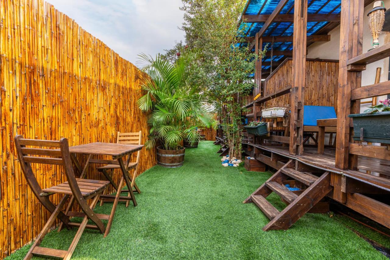 Ahuzat Shaul Seaside Bed and Breakfast Hadera Exteriör bild