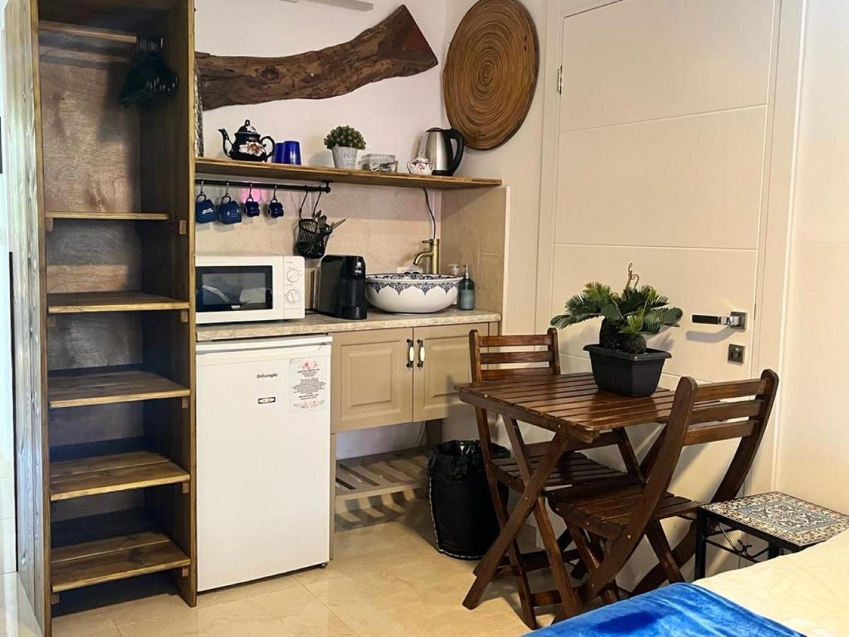 Ahuzat Shaul Seaside Bed and Breakfast Hadera Exteriör bild