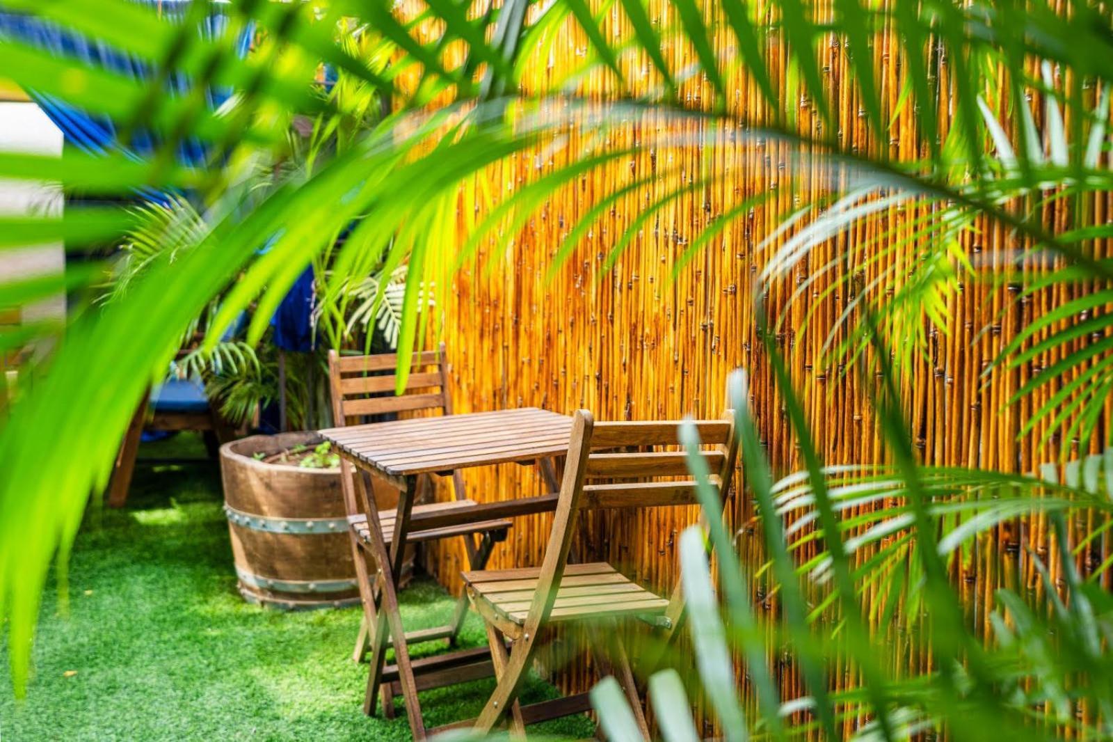 Ahuzat Shaul Seaside Bed and Breakfast Hadera Exteriör bild