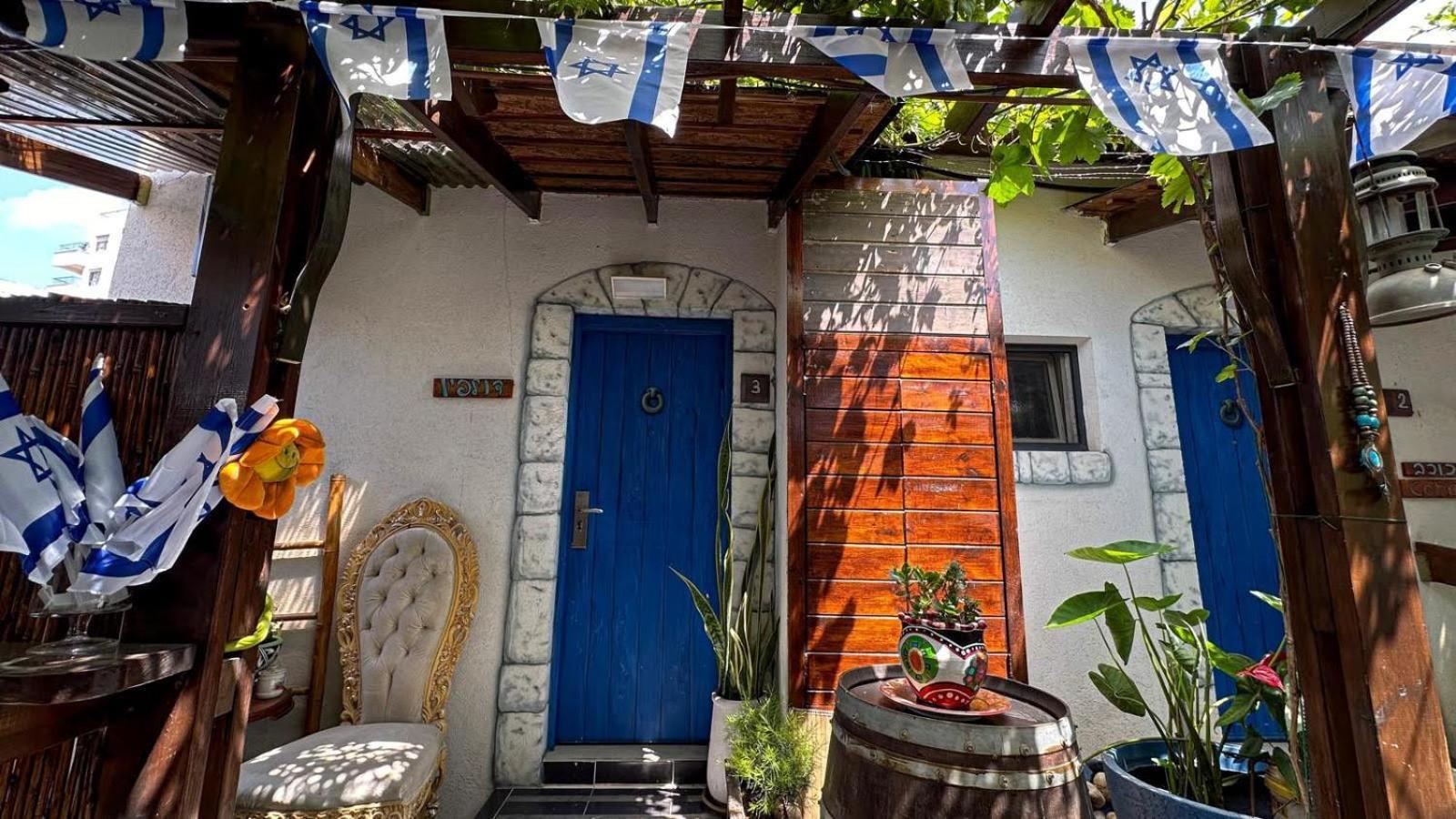 Ahuzat Shaul Seaside Bed and Breakfast Hadera Exteriör bild