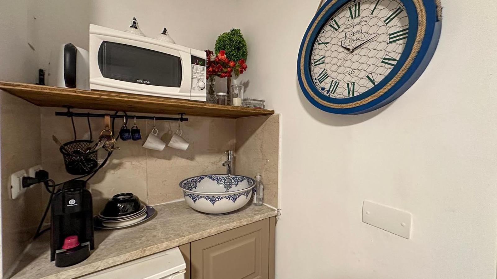 Ahuzat Shaul Seaside Bed and Breakfast Hadera Exteriör bild