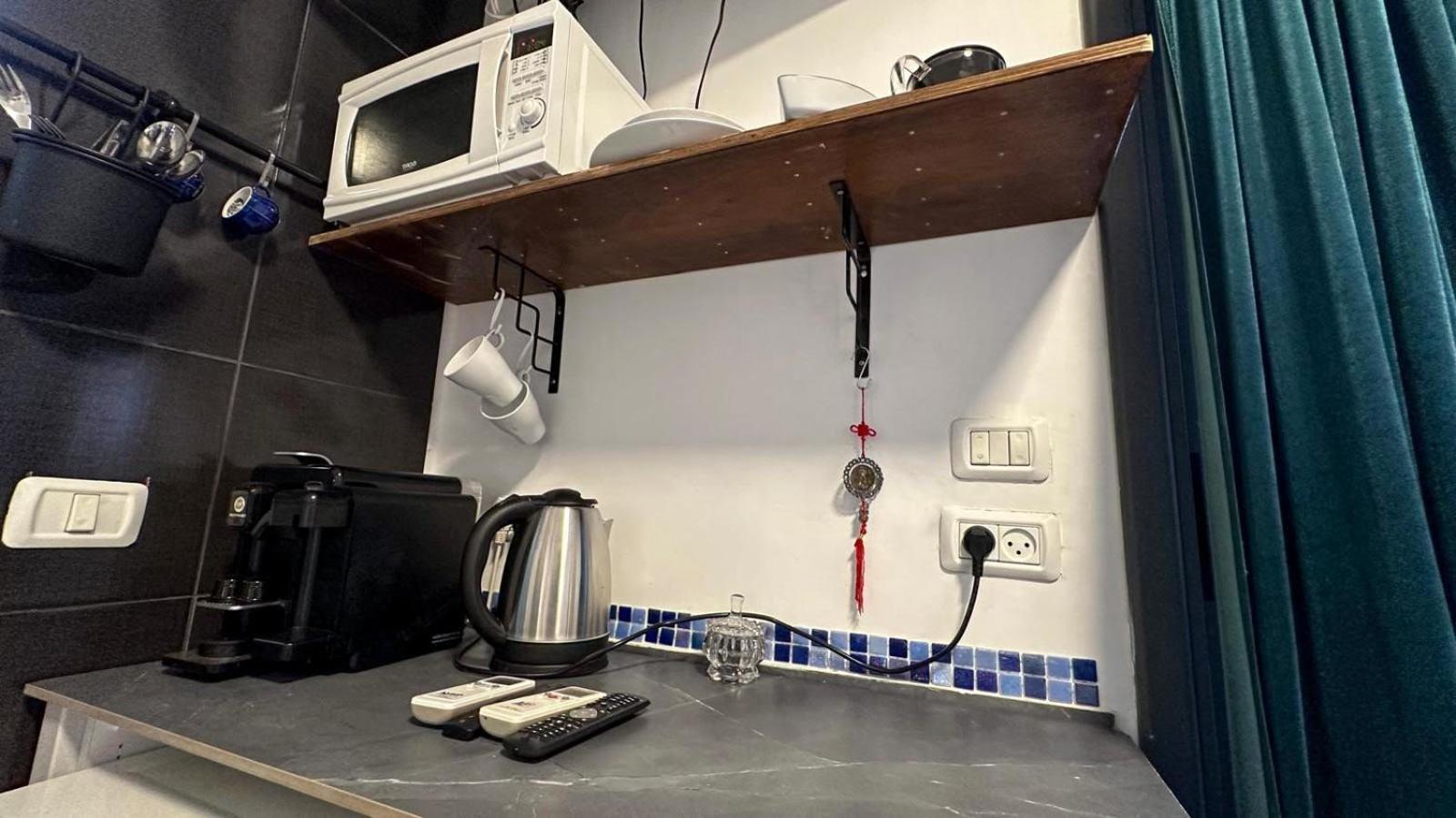 Ahuzat Shaul Seaside Bed and Breakfast Hadera Exteriör bild