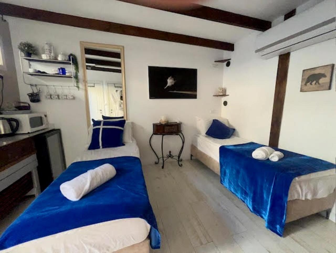 Ahuzat Shaul Seaside Bed and Breakfast Hadera Exteriör bild